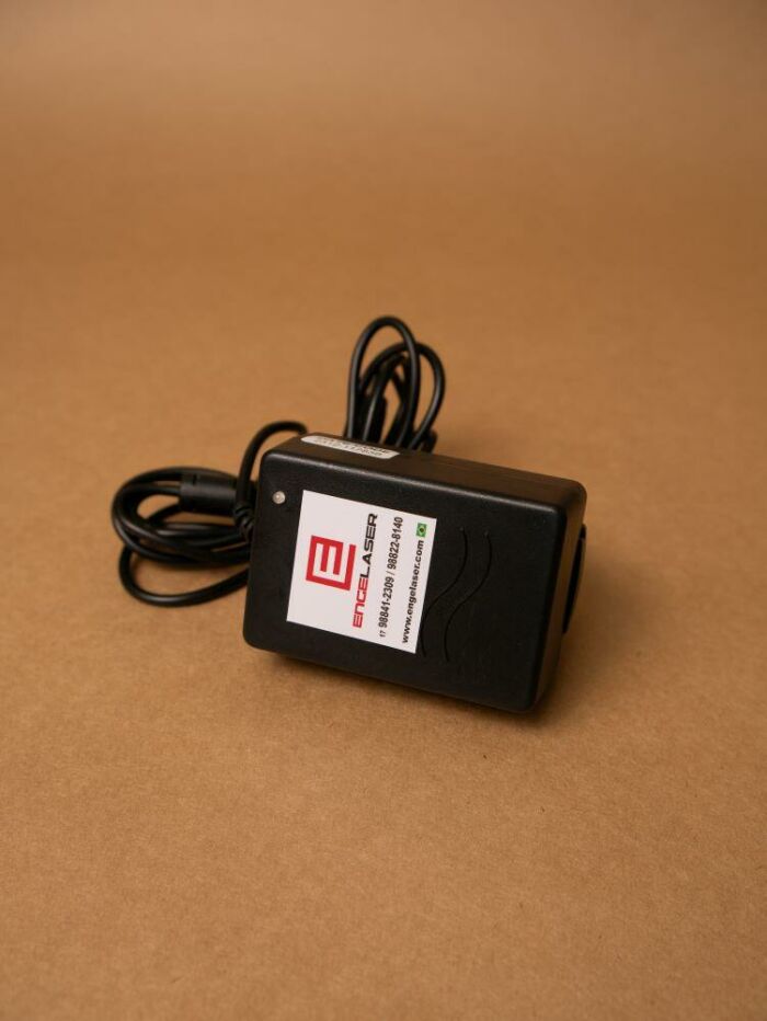 Imagem de https://cdn.interago.com.br/img/jpg/w_0_q_8/327/mc/Páginas/02. Produtos/Acessórios/CARREGADOR